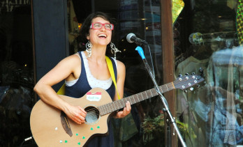 Sunset Acoustic Harbor Cruise w/ Andrea Szirbik and Kristin Noble Image